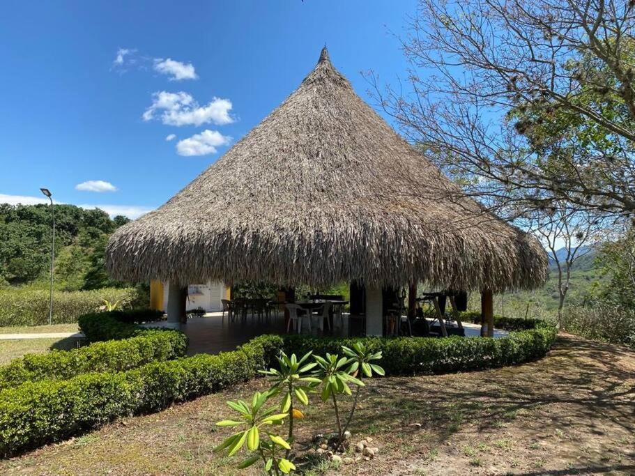 Finca Campestre Con Hermosa Vista Anapoima Eksteriør bilde